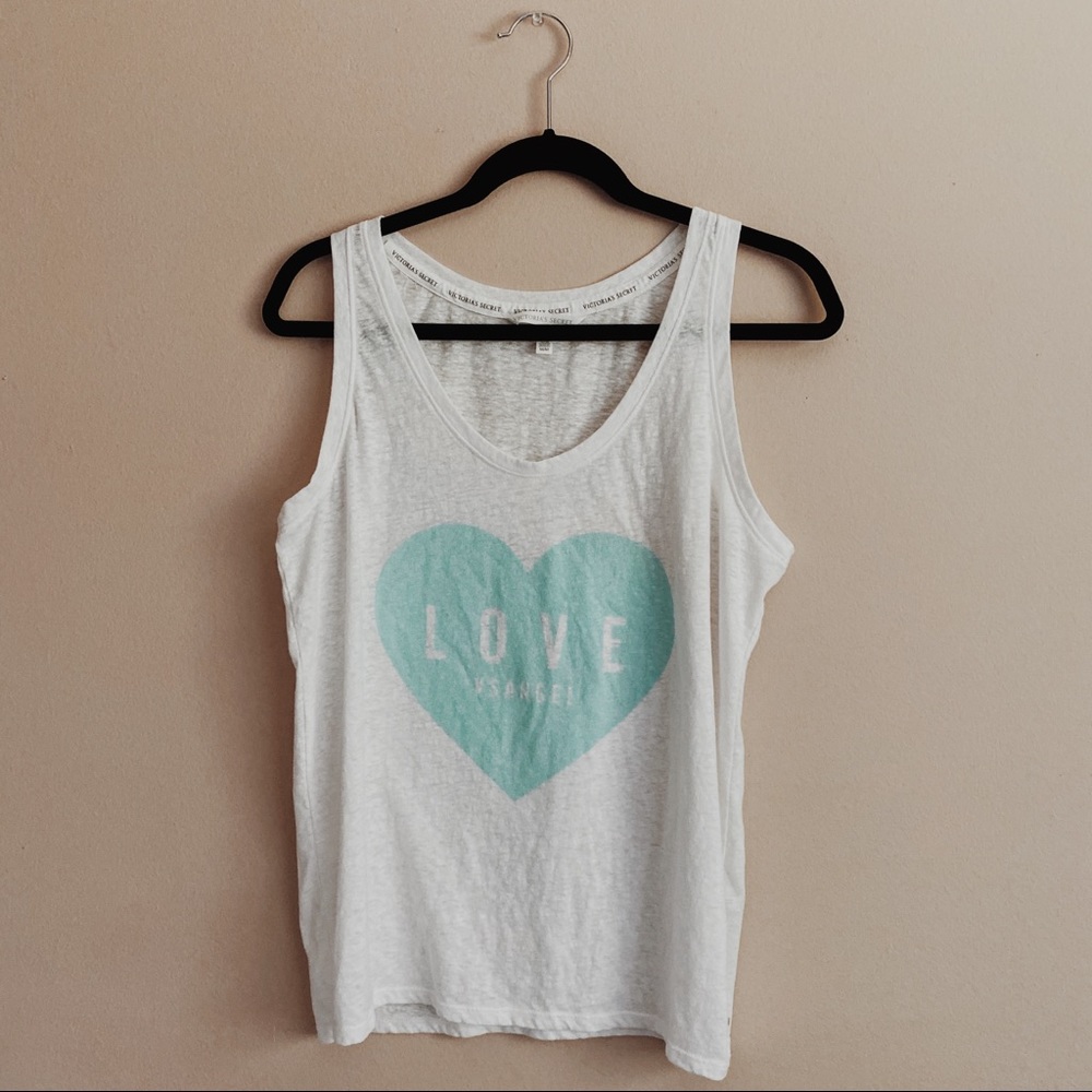🆕 VS | White Love Heart Tank